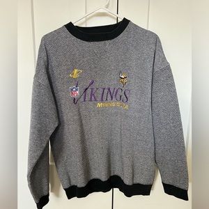 Size medium, vintage Minnesota Vikings crew neck sweatshirt.